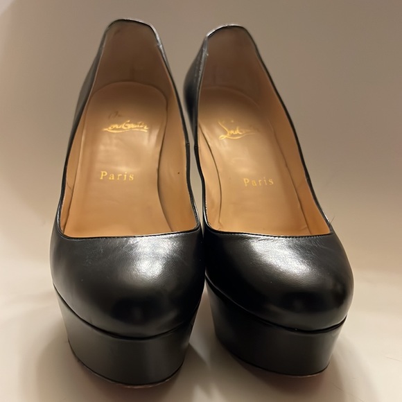 Sold
Christian louboutin Authentic leather Pumps - Picture 8 of 12